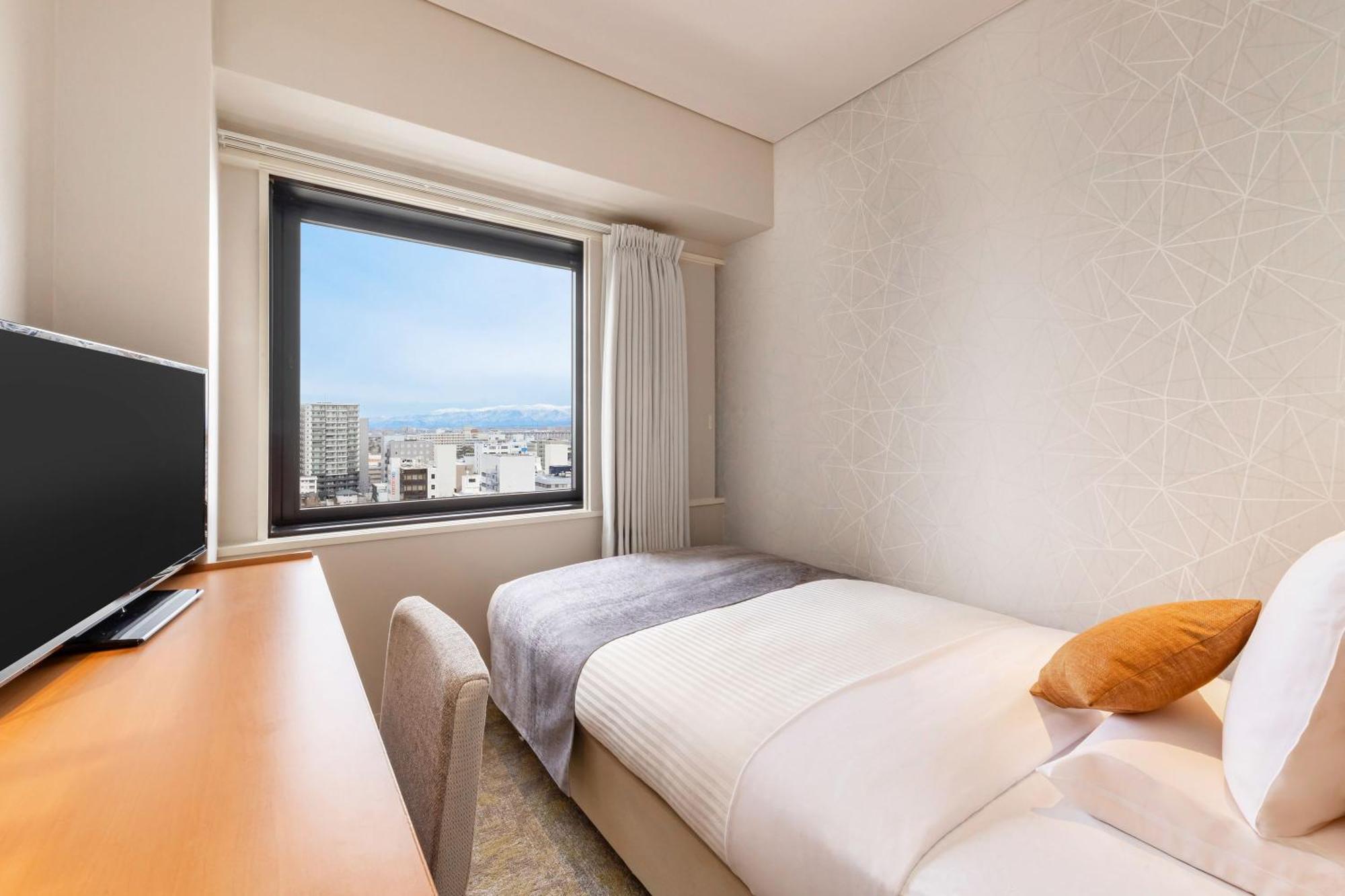 Art Hotel Niigata Station Екстериор снимка
